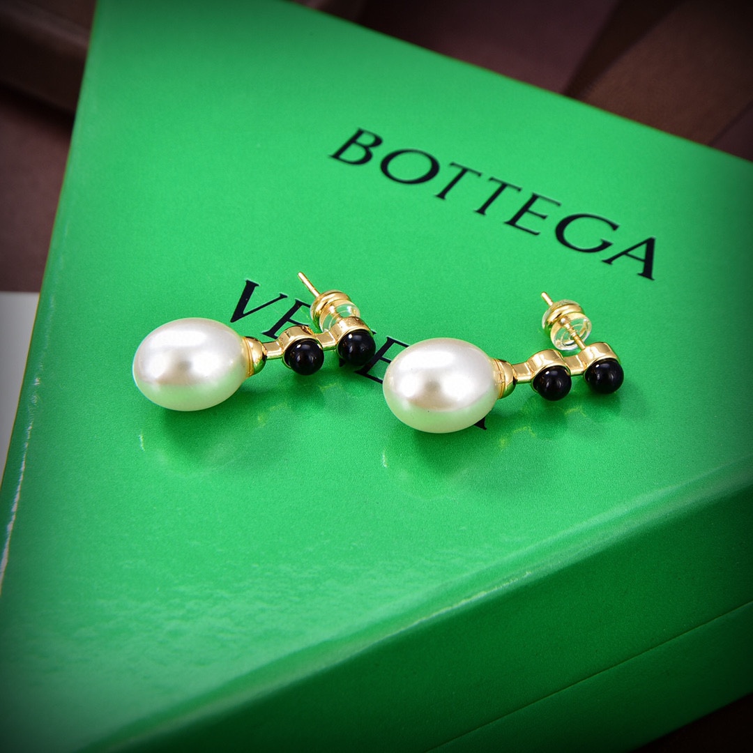 Bvlgari Earrings